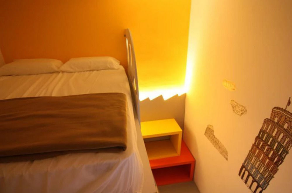 Spot On 89816 Warm Blanket Hotell Johor Bahru Exteriör bild